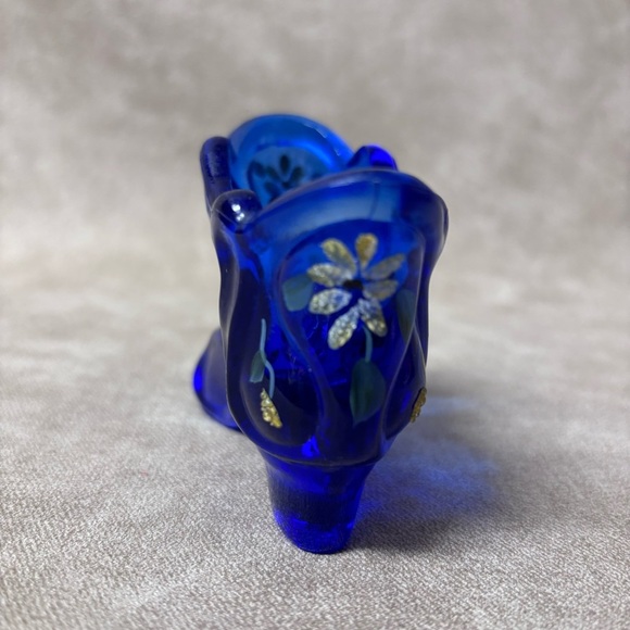 Vintage Fenton Cobalt Blue Hand Painted Signed  Glass Shoe - Picture 5 of 6